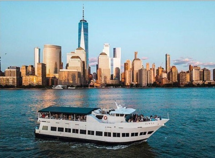 Friday NYC Hip Hop vs Reggae® Booze Cruise Jewel Yacht party Skyport Marina